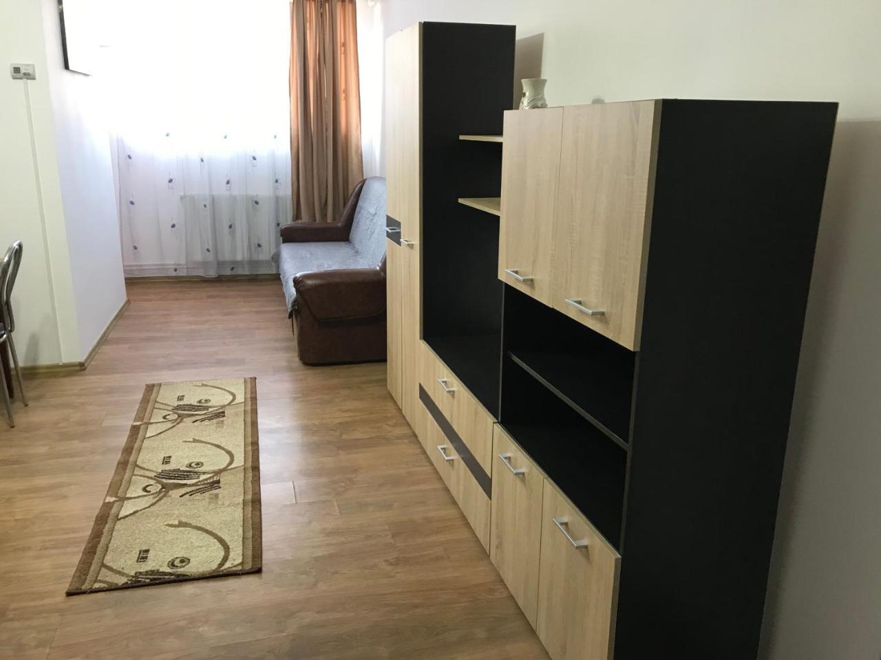 Appartamento Studio Luigy Turda Esterno foto