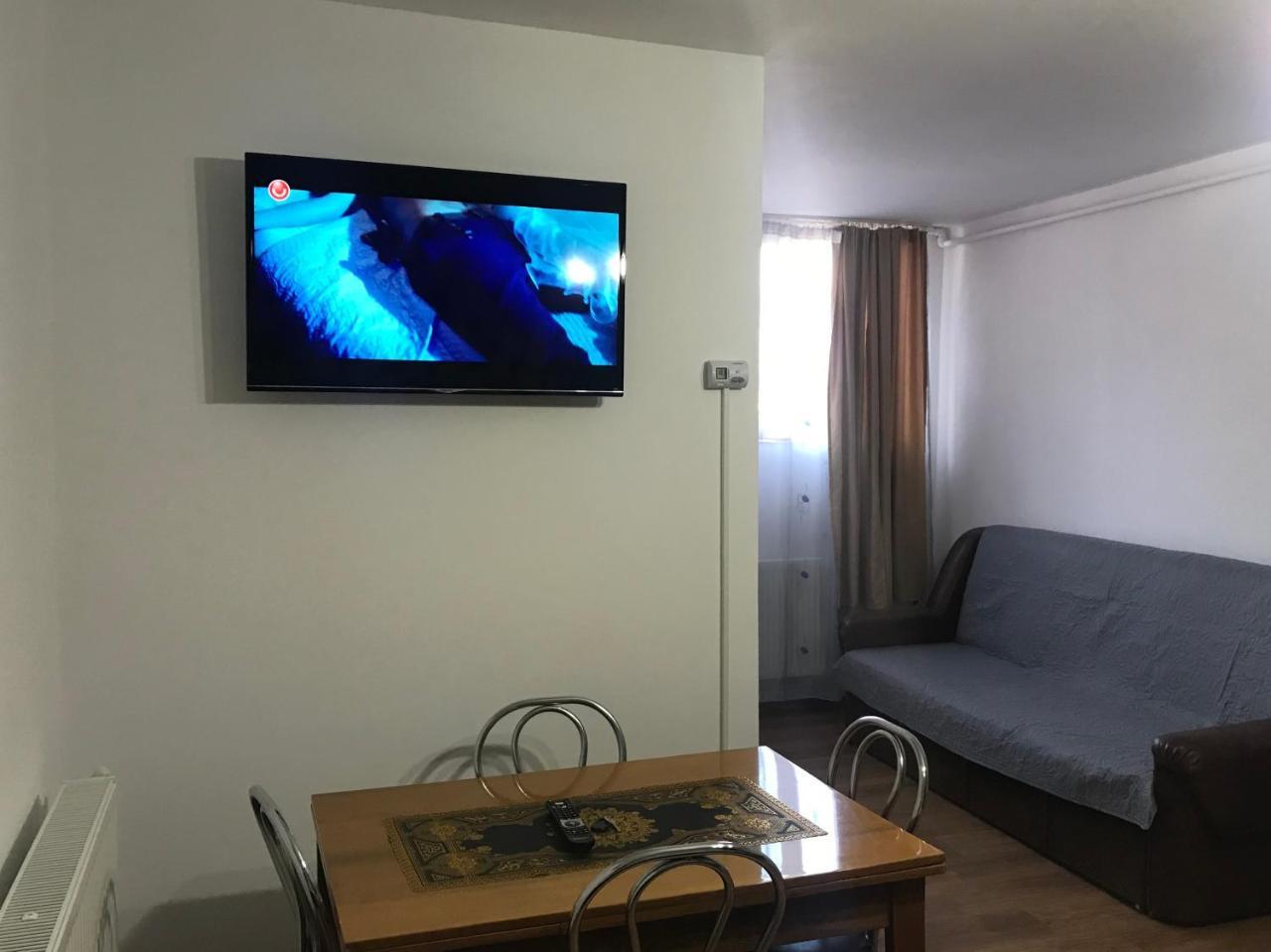 Appartamento Studio Luigy Turda Esterno foto